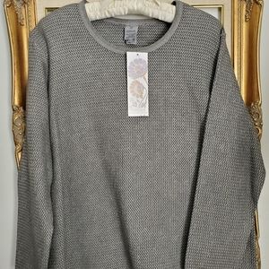 Focus gray new long sleeve top. Size large. 100% cotton.